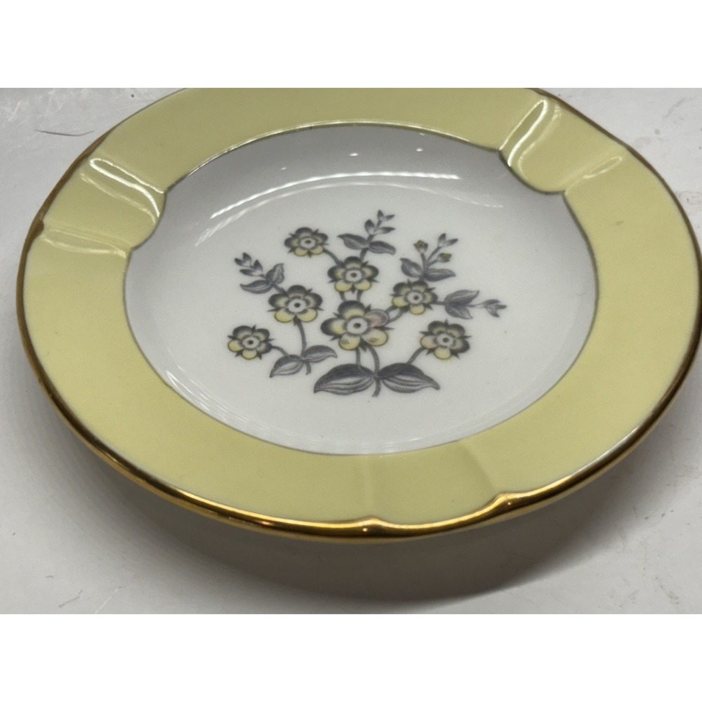 Vintage Wedgwood Porcelain PIMPERNEL YELLOW Ashtray W3653  Bone China